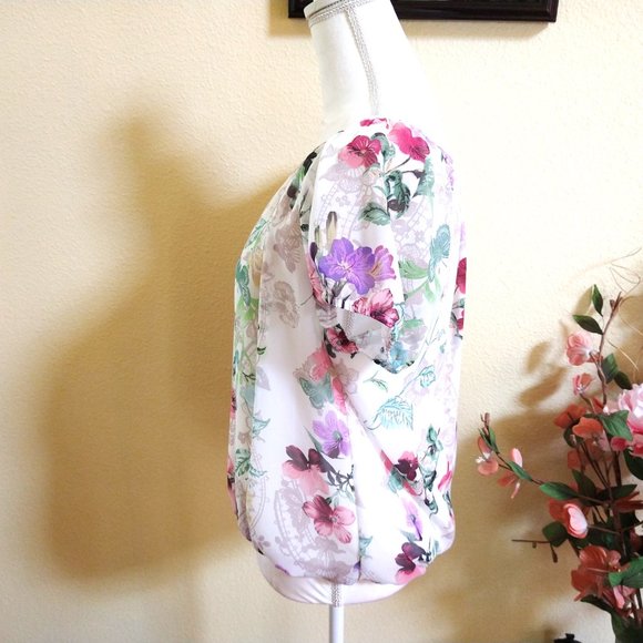 NWOT-BHS White Floral Boho Gypsy Top - Picture 6 of 12